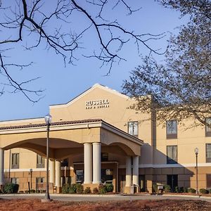 Russell Inn And Suites